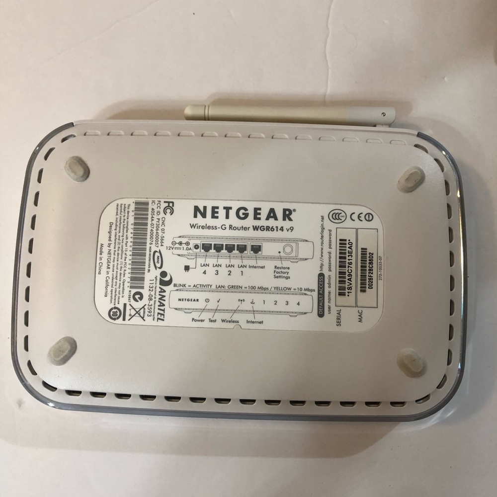 Netgear White Wireless Router Reliable Networking - Picture 9 of 14